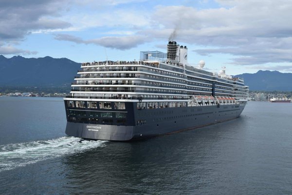 What is the ideal length of a cruise to explore the Isle of Man?